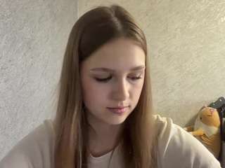 mikabraskey live webcam show