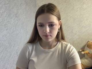 Lilly live webcam show