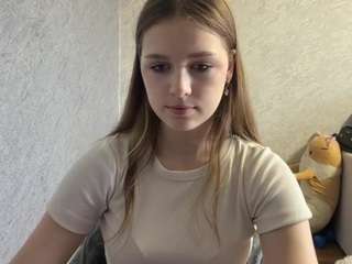 Lilly live webcam show