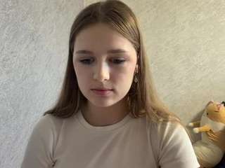 Lilly live webcam show