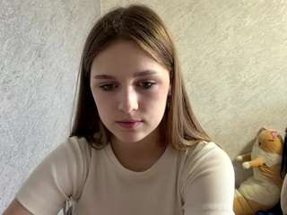 Lilly live webcam show