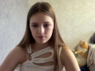Lilly live webcam show