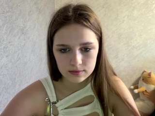 Lilly live webcam show