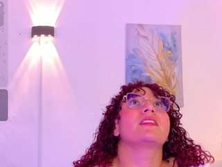 afrodite-fox Live Webcam on CamSoda