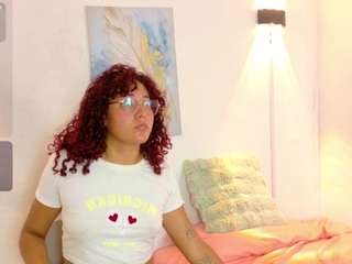 Afrodite-fox live webcam show