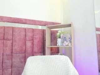 babysoffia live webcam show
