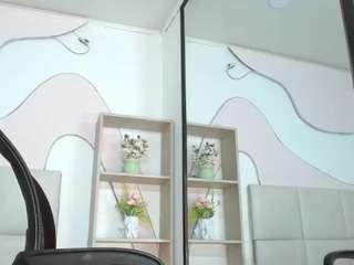 EdyLucianni live webcam show