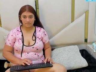 koraliness live webcam show