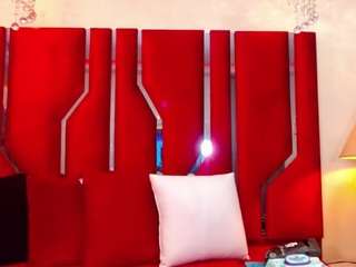 little-cloe's live room