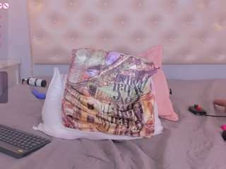 Nina-Velvet live cam preview