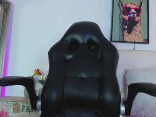 saly-beneth Sex Cam Show
