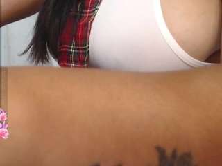 valentinagarcia3 live webcam show