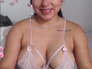 valentinagarcia3 live webcam show