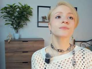 ElenoraMowatt