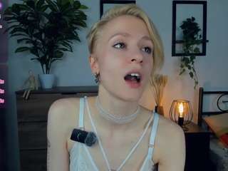 ElenoraMowatt live webcam show