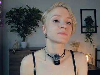 ElenoraMowatt