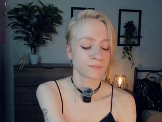 ElenoraMowatt live webcam show