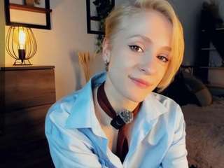 ElenoraMowatt