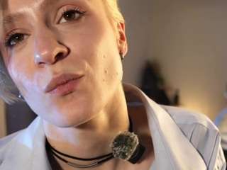 ElenoraMowatt