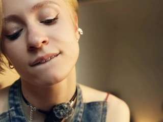 ElenoraMowatt