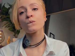 ElenoraMowatt