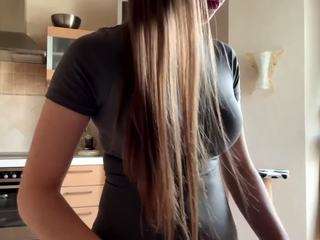 elsakisamore live webcam show