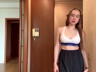 elsakisamore live webcam show