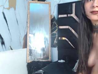 Lunahexcs live webcam show