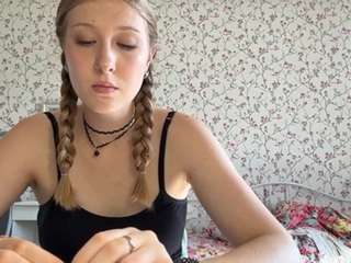 melainetosh live webcam show