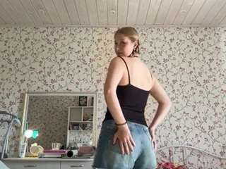 melainetosh live webcam show