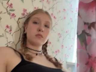 melainetosh live webcam show