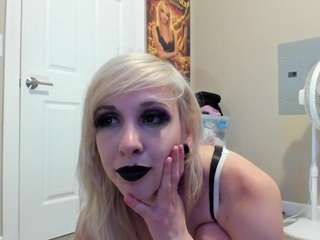 AmethystFoxx