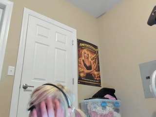 AmethystFoxx live cam preview