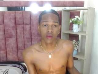 AfroWayuuu live webcam show