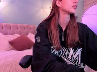 nora-vennucci Sex Cam Show