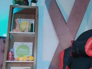 SaraaMore live cam preview