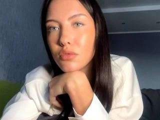 claradelaware Sex Cam Show