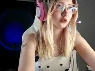 ellishaan Live Webcam on CamSoda