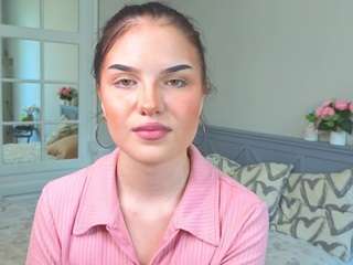 LuiseBoclair live webcam show