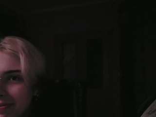 ArdeliaCompres live webcam show