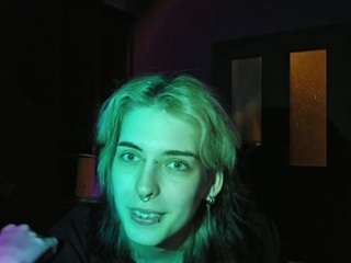 ArdeliaCompres live webcam show