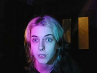 ArdeliaCompres live webcam show