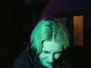 ArdeliaCompres live webcam show