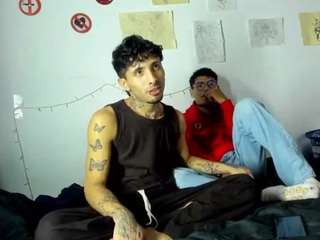 Live cam show with JiWonboys