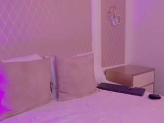 Live cam show with julieta-wildblod