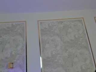 julieta-wildblod live webcam show