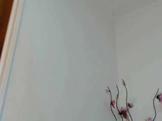 kamiiarias live webcam show