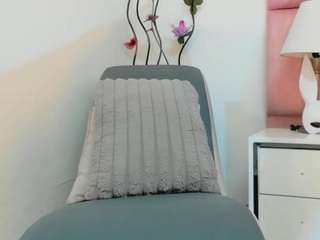 kamiiarias live webcam show