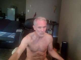 Live cam show with Kushbombz