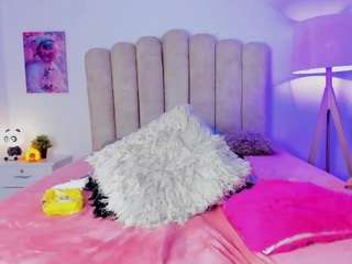 yensy-hott Sex Cam Show
